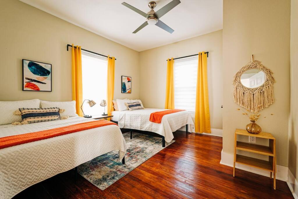 Close To Downtown San Antonio,Tx With Private Backyard And Firepit Exterior foto