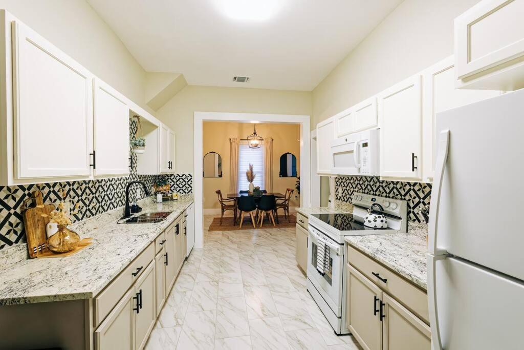 Close To Downtown San Antonio,Tx With Private Backyard And Firepit Exterior foto