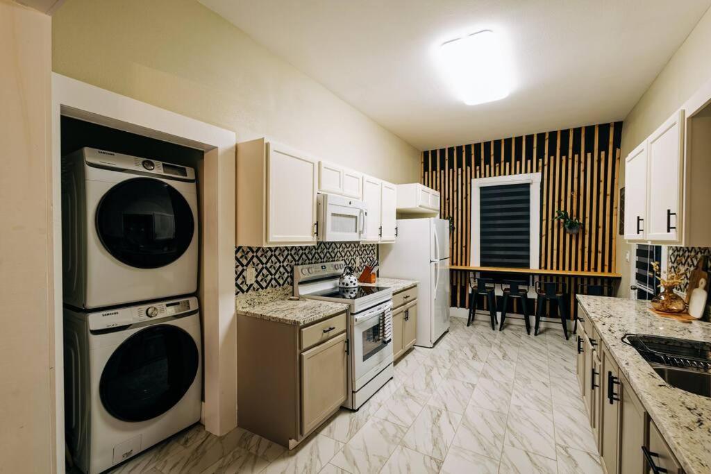 Close To Downtown San Antonio,Tx With Private Backyard And Firepit Exterior foto